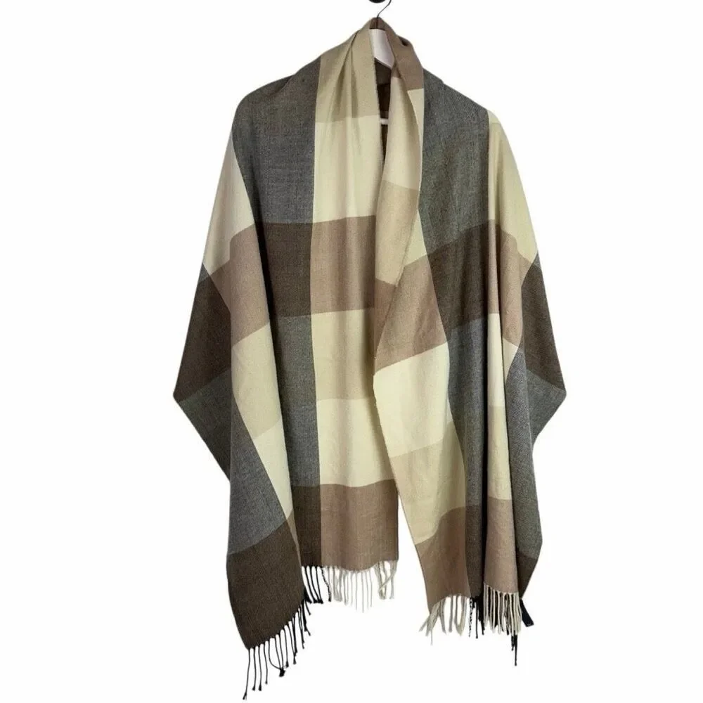 GAP scarf fringed